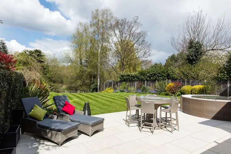 Terrace/Patio at Large detached house Weybridge, D2248 (photo 55)
