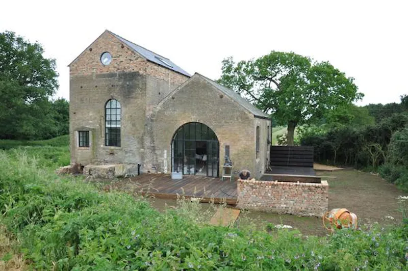 Converted pump house in Norfolk, K414 (photo 1)