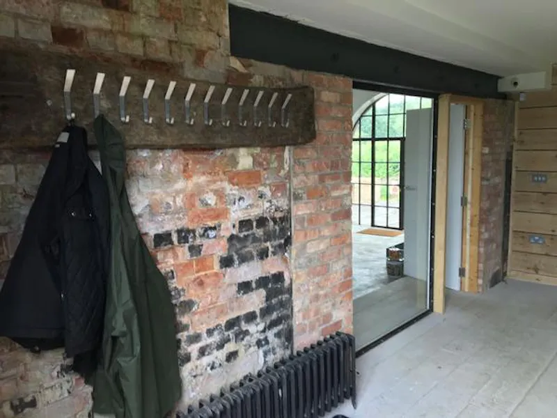 Converted pump house in Norfolk, K414 (photo 10)