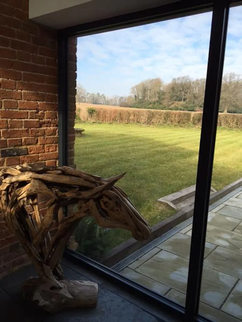 Glass at Film location C867 in Hampshire (photo 11)