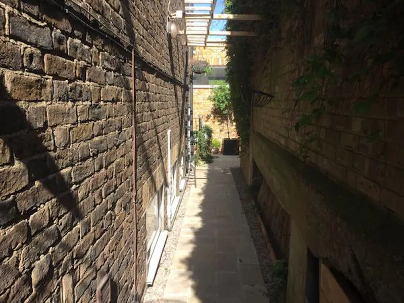 Kensal Rise basement flat, F1106 (photo 17)