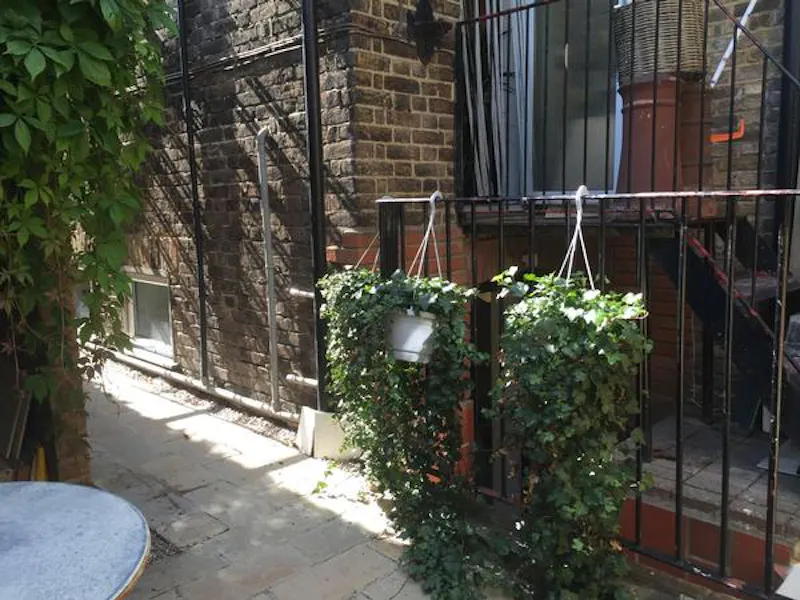 Stylish Kensal Green house, F1107 (photo 54)