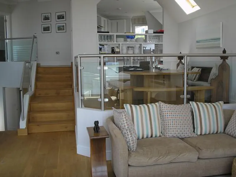 Dining room at Film location C868 in Devon (photo 5)