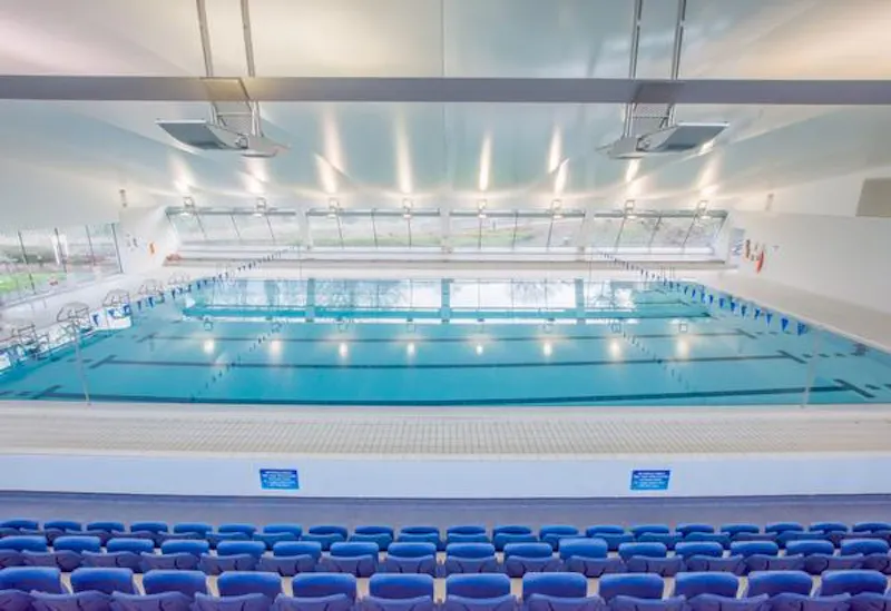 Swimming pool - indoor at Dulwich school sports club, J215 (photo 3)