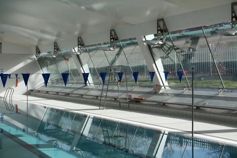 Dulwich school sports club, J215 (photo 7)