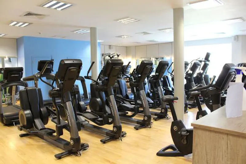 Dulwich school sports club, J215 (photo 24)