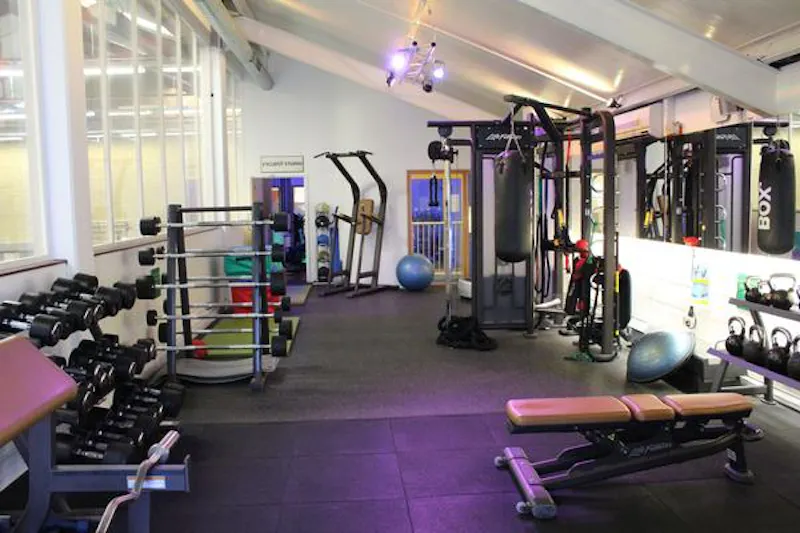 Dulwich school sports club, J215 (photo 36)