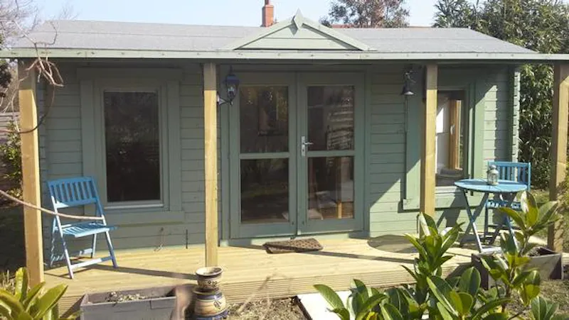 Shed at Film location D2259 in East Sussex (photo 13)