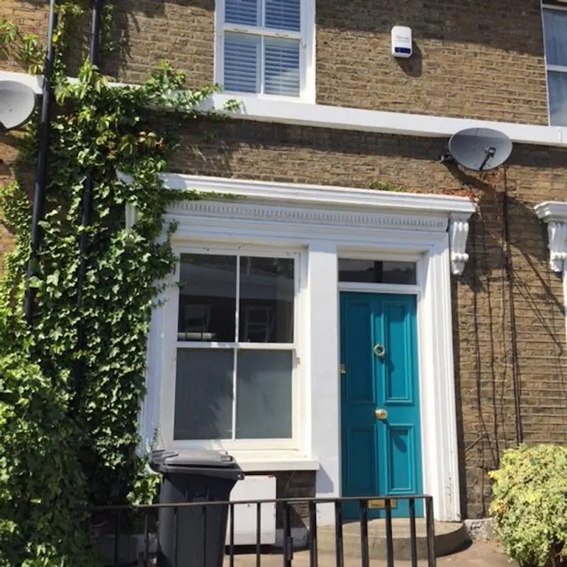 Terrace house in New Cross, B1721 (photo 1)