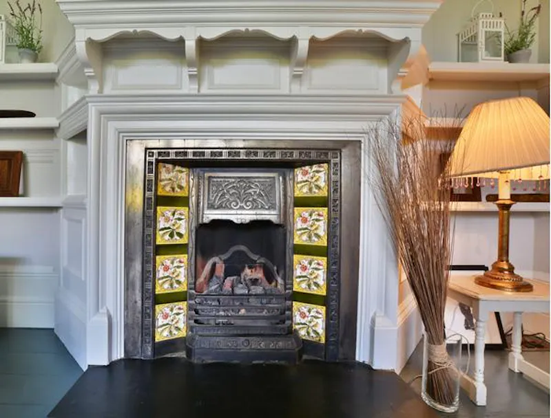 Fireplace at Substantial Surbiton house, B1723 (photo 9)