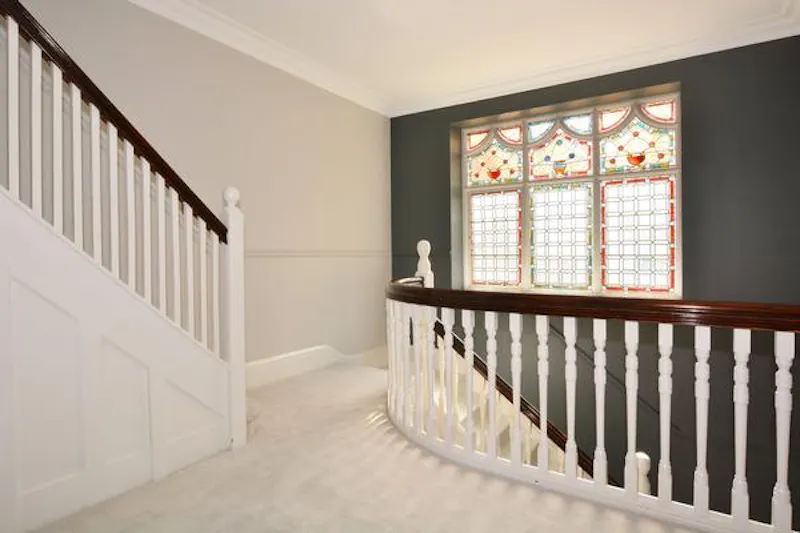 Substantial Surbiton house, B1723 (photo 15)