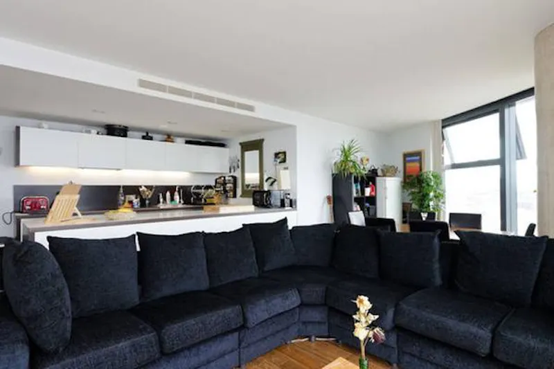 Open plan at Modern Liverpool apartment, F1111 (photo 4)
