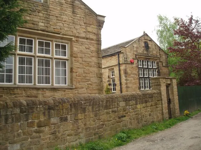 Converted historic hall in Dewsbury, G98 (photo 1)