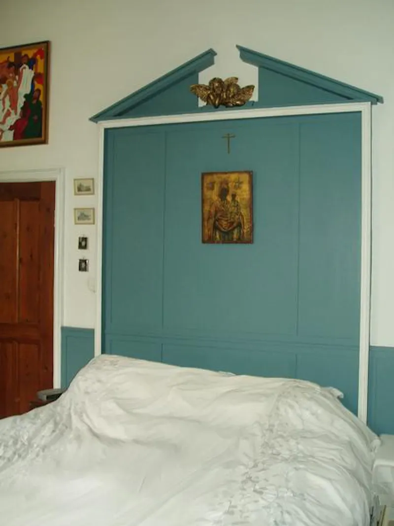 Bedroom at Converted historic hall in Dewsbury, G98 (photo 12)
