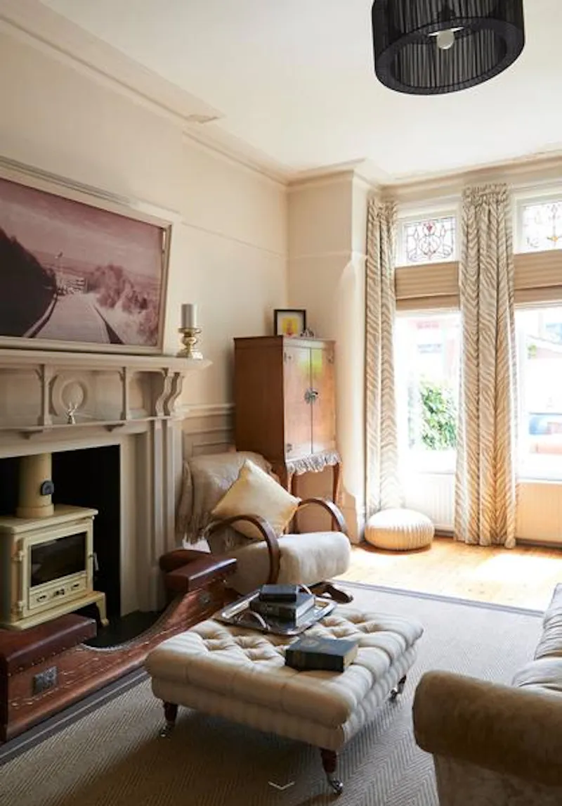 Fireplace at Family home in Crosby, B1724 (photo 10)