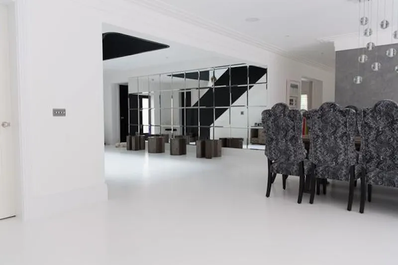Mill Hill monochrome mansion, D2261 (photo 7)