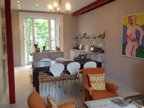 Kilburn contemporary flat, B1726