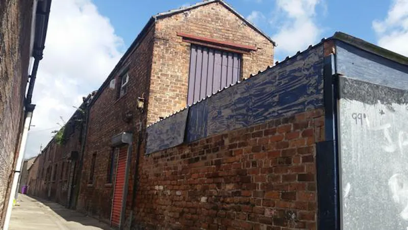 Victorian warehouse in Liverpool, N418 (photo 1)