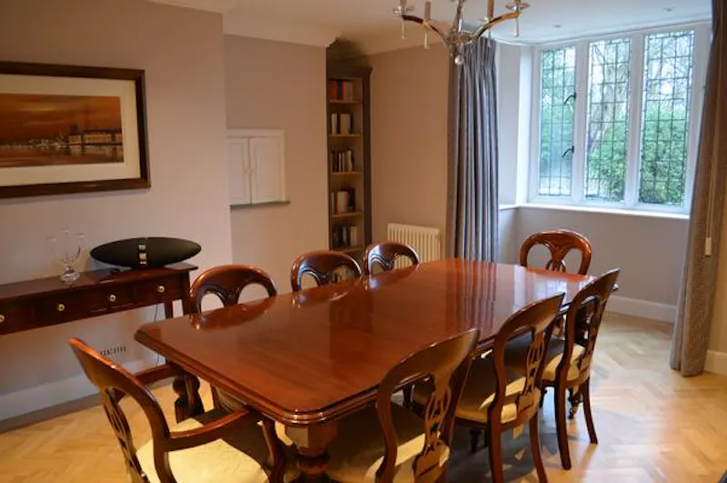 Dining room at Film location D2264 in Kent (photo 14)