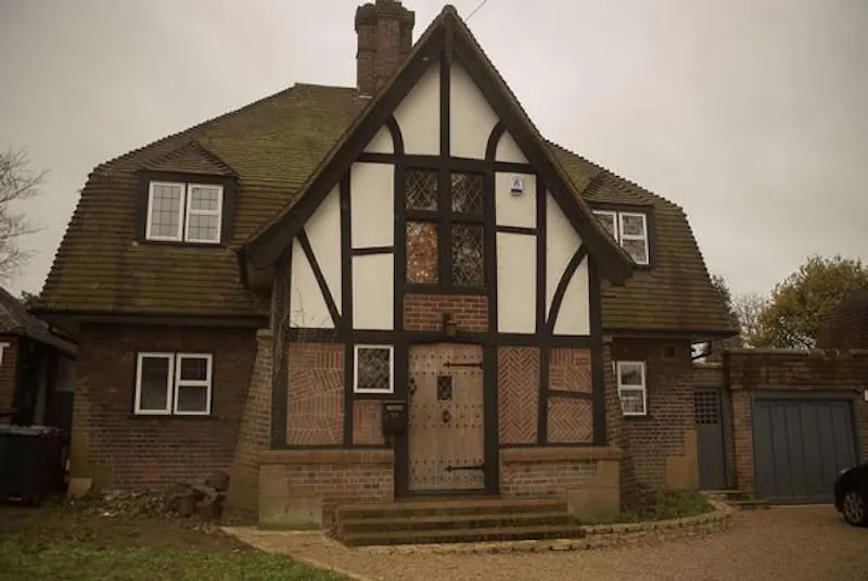 Tudor style Banstead home, M70 (photo 1)