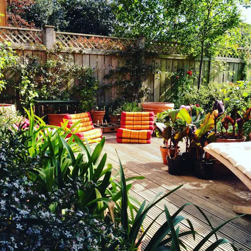 Terrace/Patio at Film location D2266 in London (photo 25)