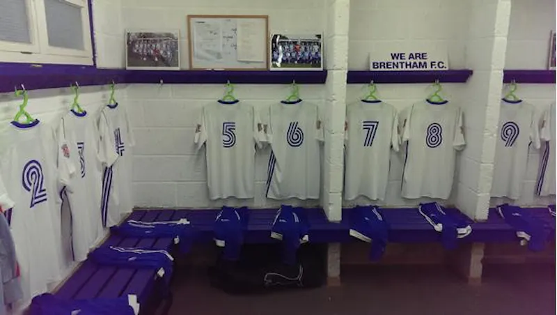Changing rooms at Victorian sports club in Brentham, Q118 (photo 2)