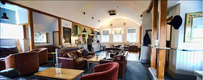 Bar at Victorian sports club in Brentham, Q118 (photo 6)