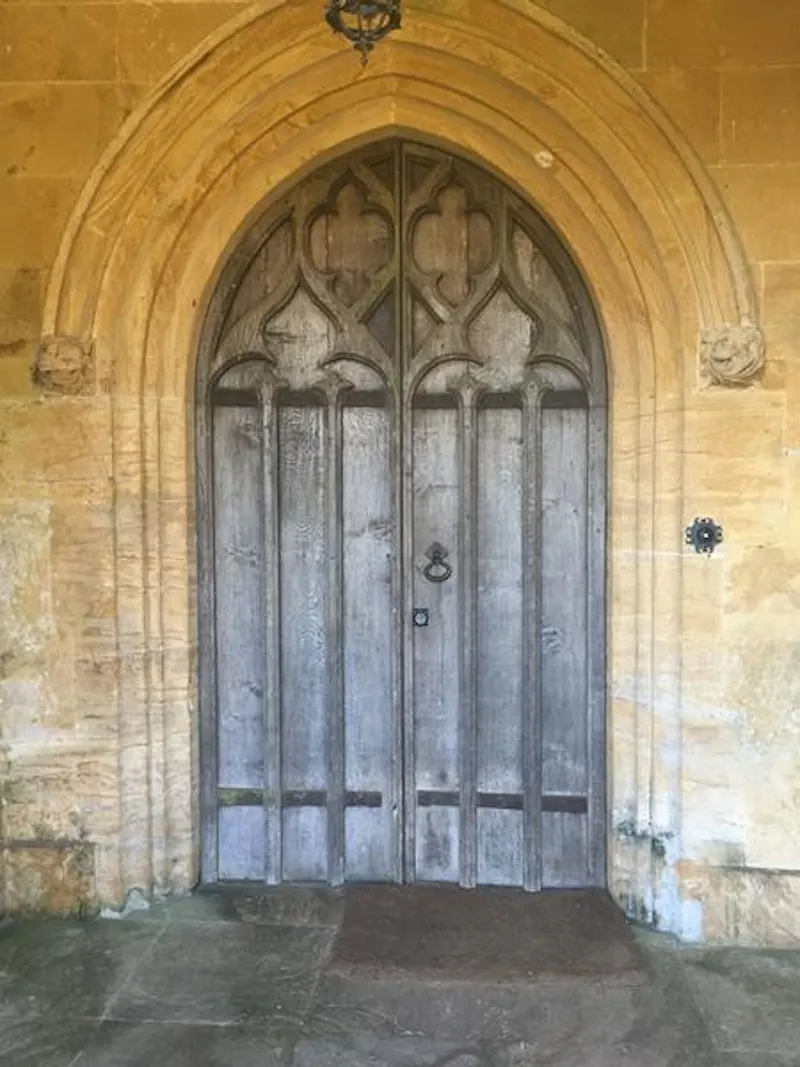 Gothic Georgian house in Yeovil, G293 (photo 55)
