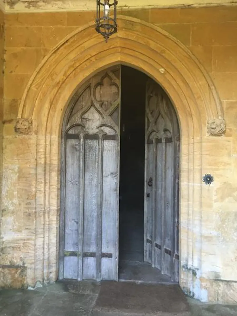 Gothic Georgian house in Yeovil, G293 (photo 56)