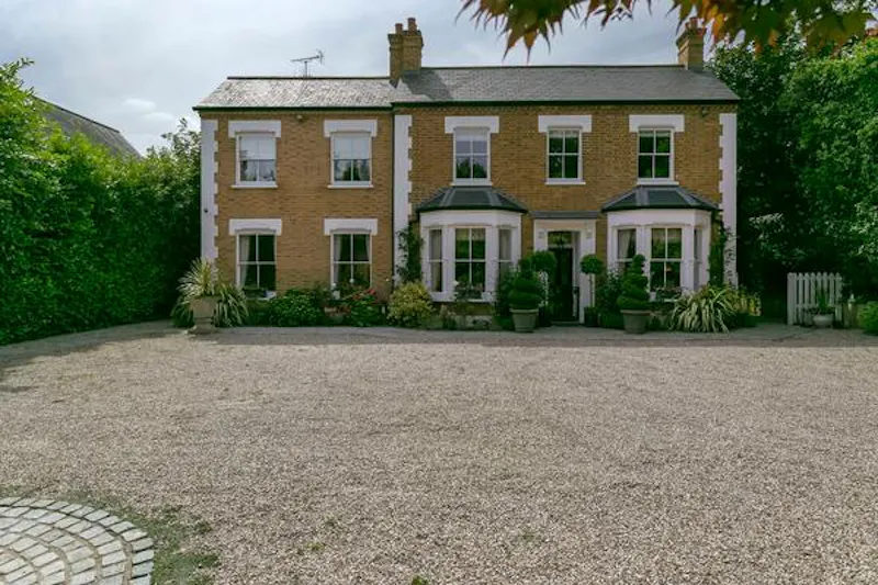 Elegant Epping home, B1730 (photo 1)
