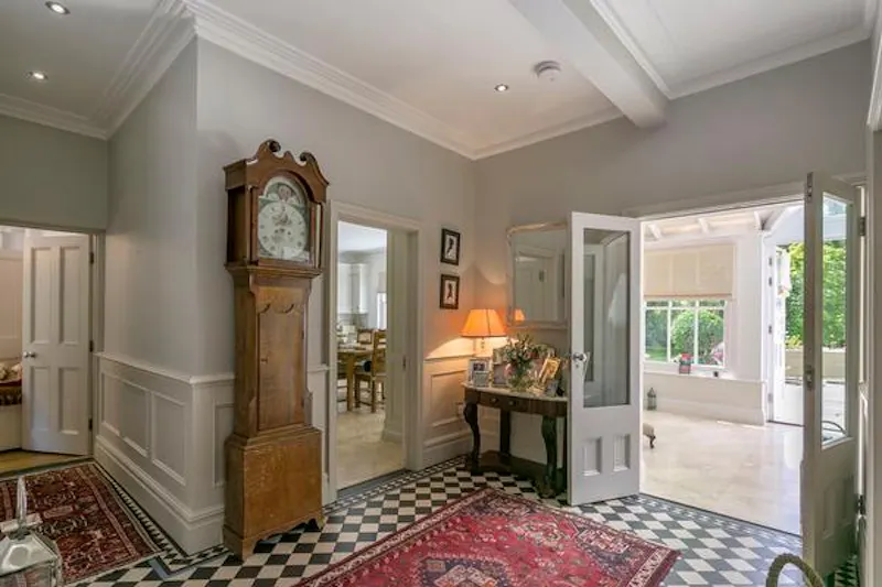 Elegant Epping home, B1730 (photo 4)