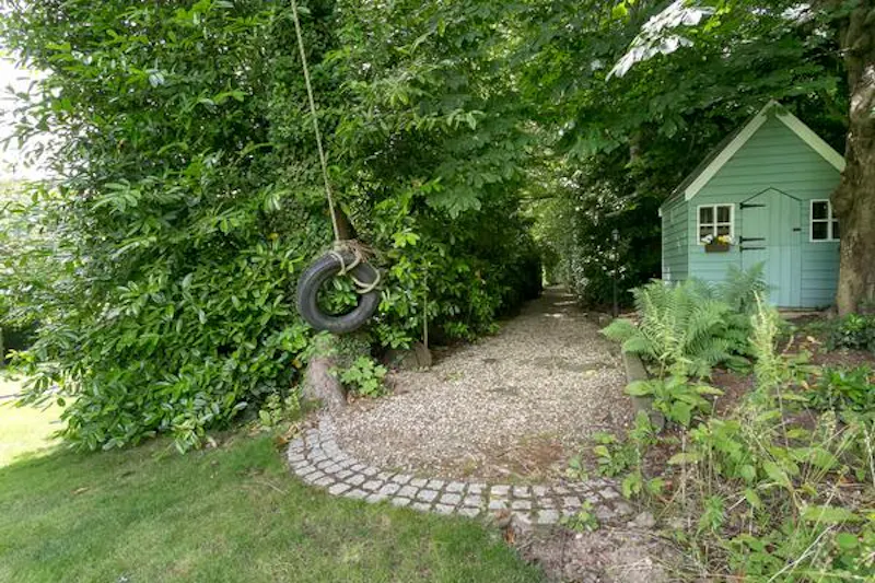Shed at Elegant Epping home, B1730 (photo 23)