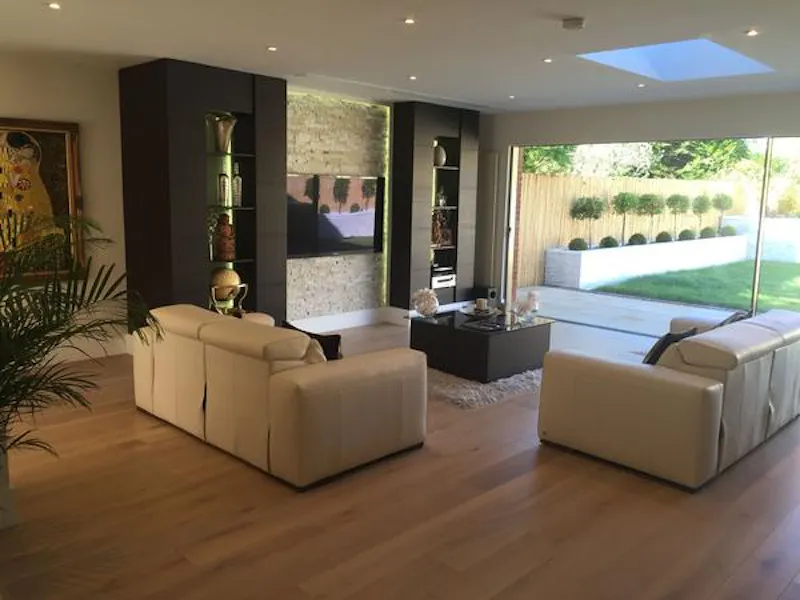 Spacious new build in Stanmore, D2268 (photo 7)