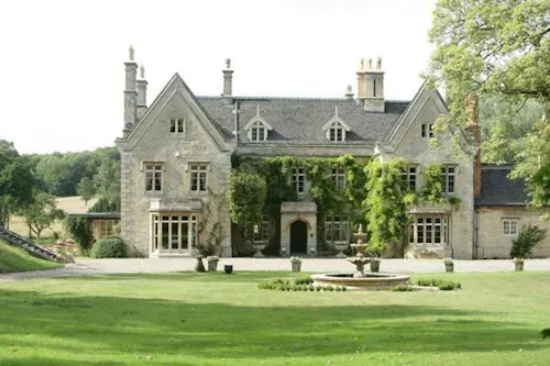 Northamptonshire manor house, H177