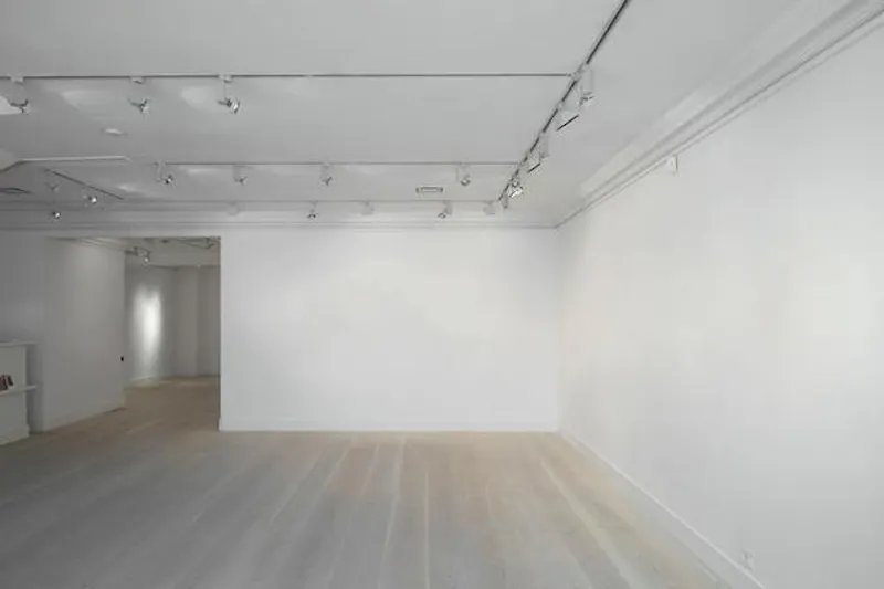 Green Park shop front space, N420 (photo 4)