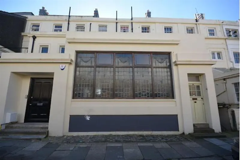 Stunning sea-front apartment, F1114 (photo 1)