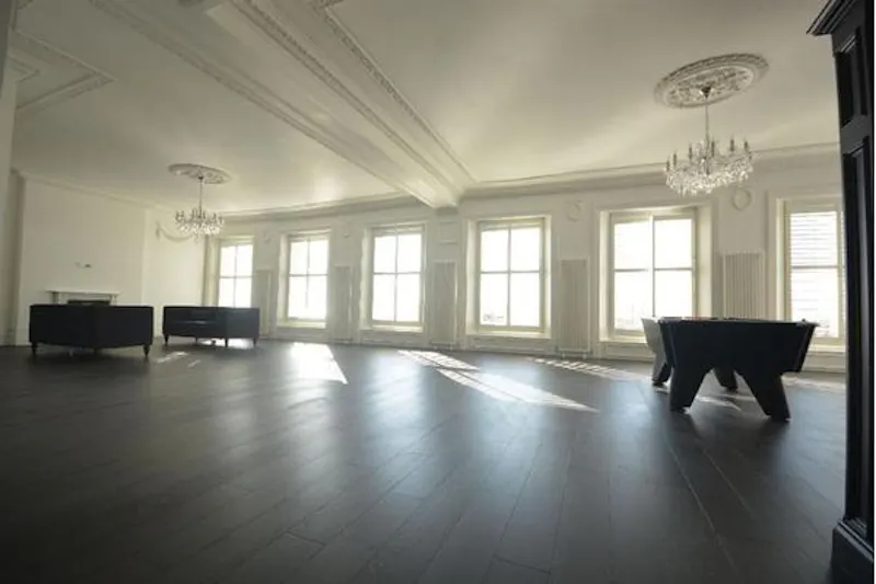 Living Room at Stunning sea-front apartment, F1114 (photo 3)