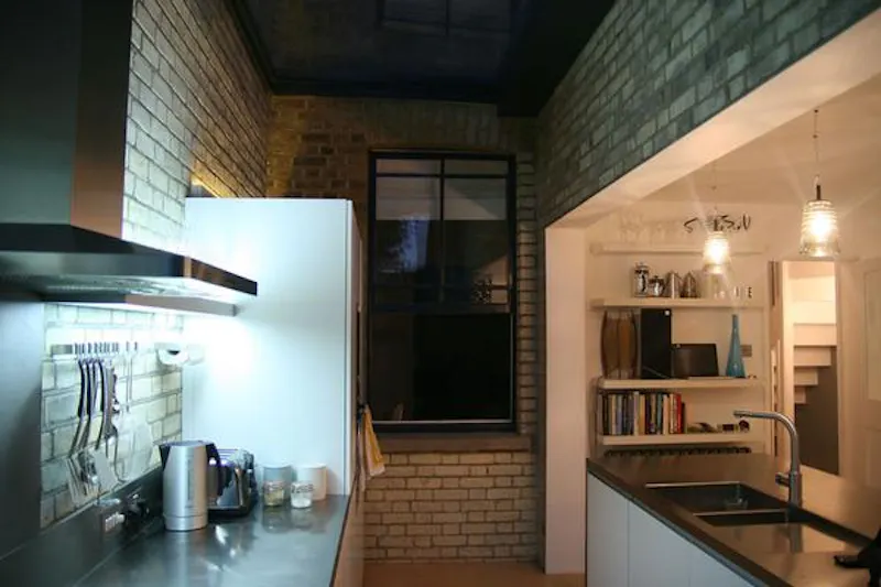 Beautiful Bow house, B1731 (photo 4)