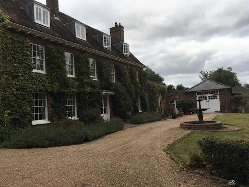 Traditional Gravesend manor , M296 (photo 27)