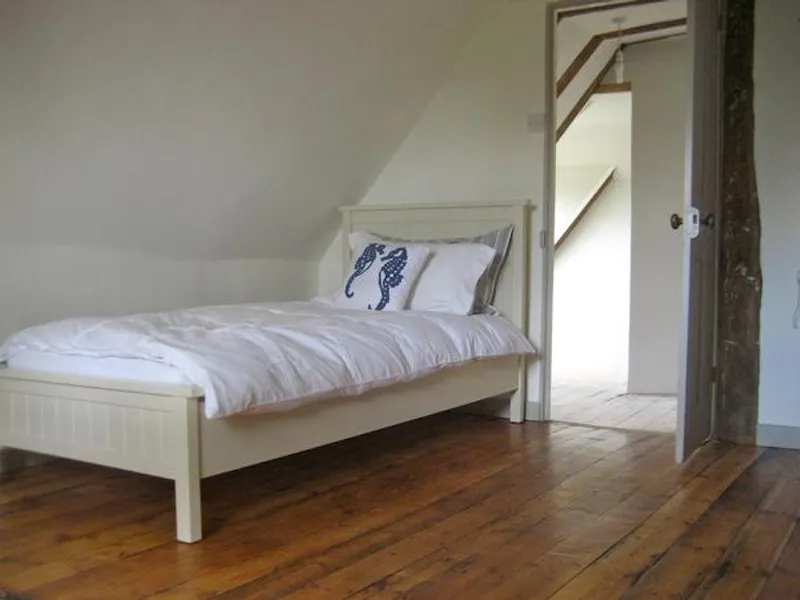 Medieval Kentish country house, M285 (photo 47)
