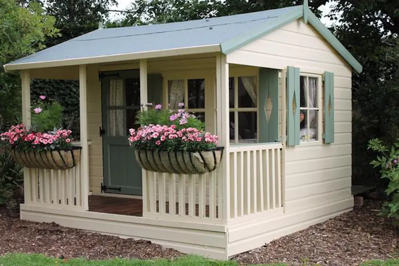 Summer house at Medieval Kentish country house, M285 (photo 80)