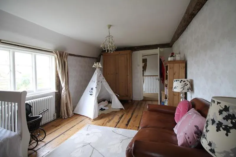 Bedroom - child's at Medieval Kentish country house, M285 (photo 42)