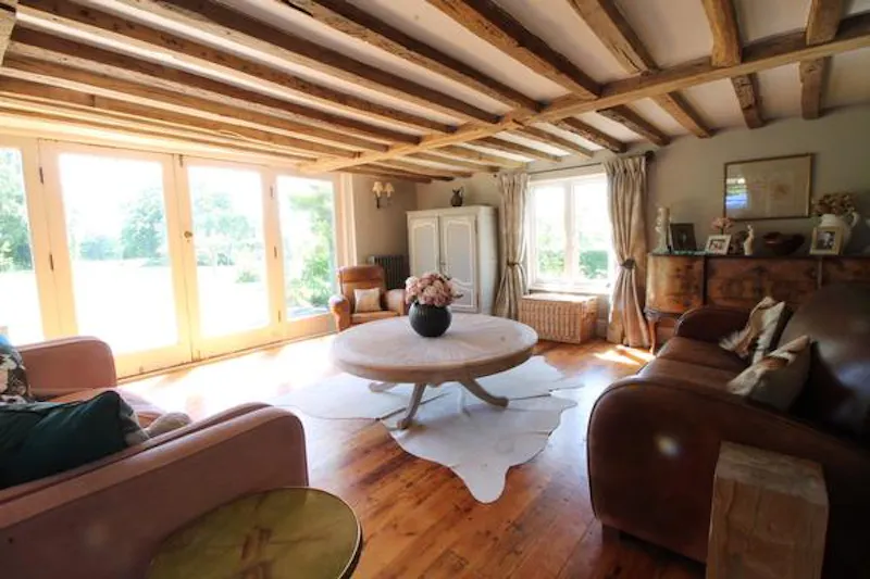 Floor - wooden at Medieval Kentish country house, M285 (photo 24)