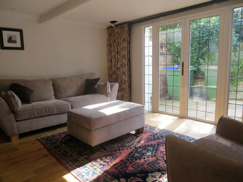 French doors at Film location C852 in Surrey (photo 4)