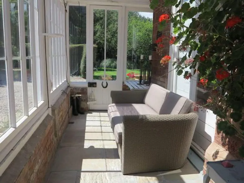 Conservatory at Newton Abbot Gothic house, B1647 (photo 9)
