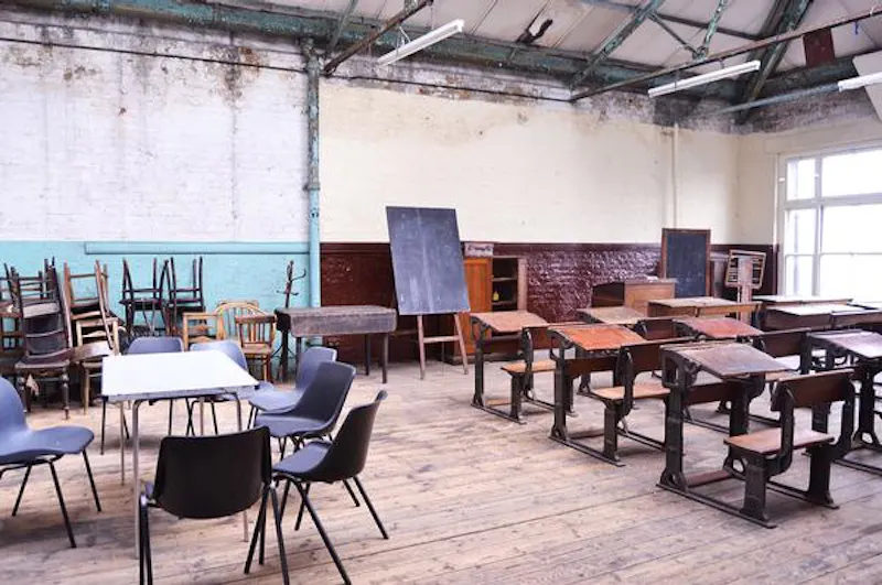 Mile End Victorian school, J211 (photo 26)