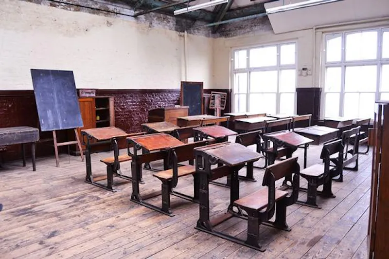Classroom at Mile End Victorian school, J211 (photo 27)
