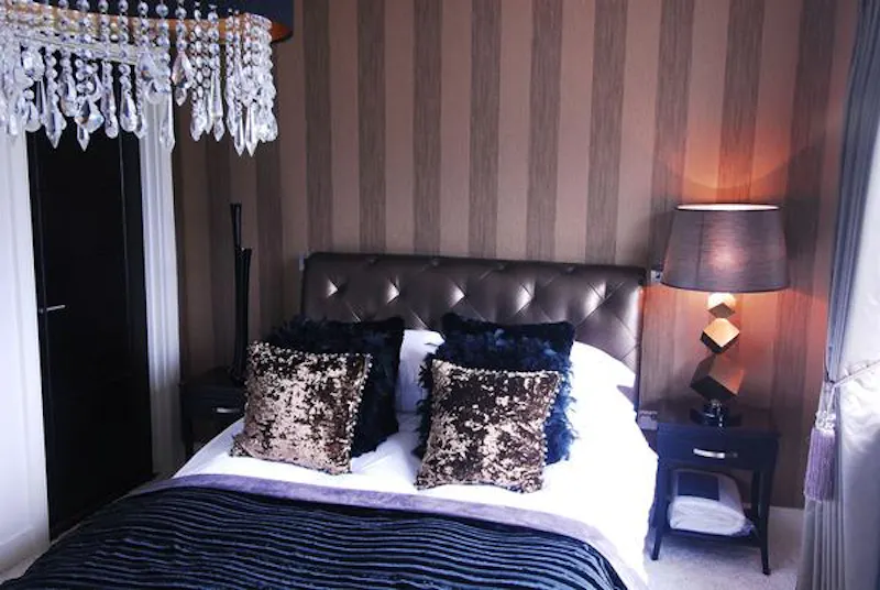 Bedroom at Luxurious Leeds house, D2209 (photo 49)