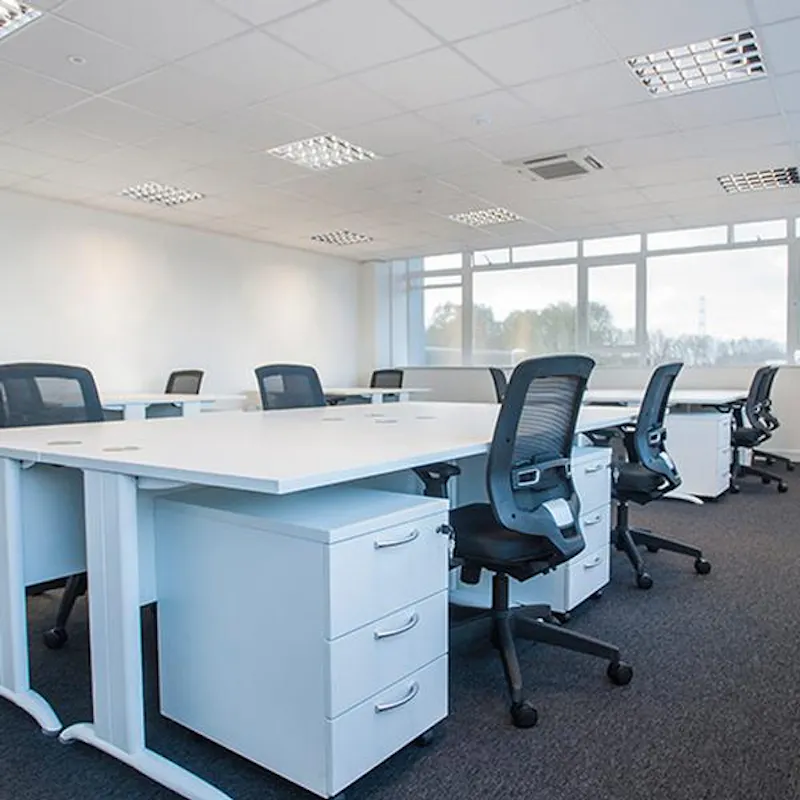 Quaker Lane office, T156 (photo 8)