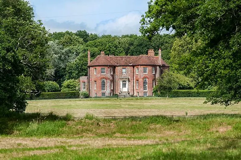 Beautiful Botley estate with lake, A1387 (photo 46)